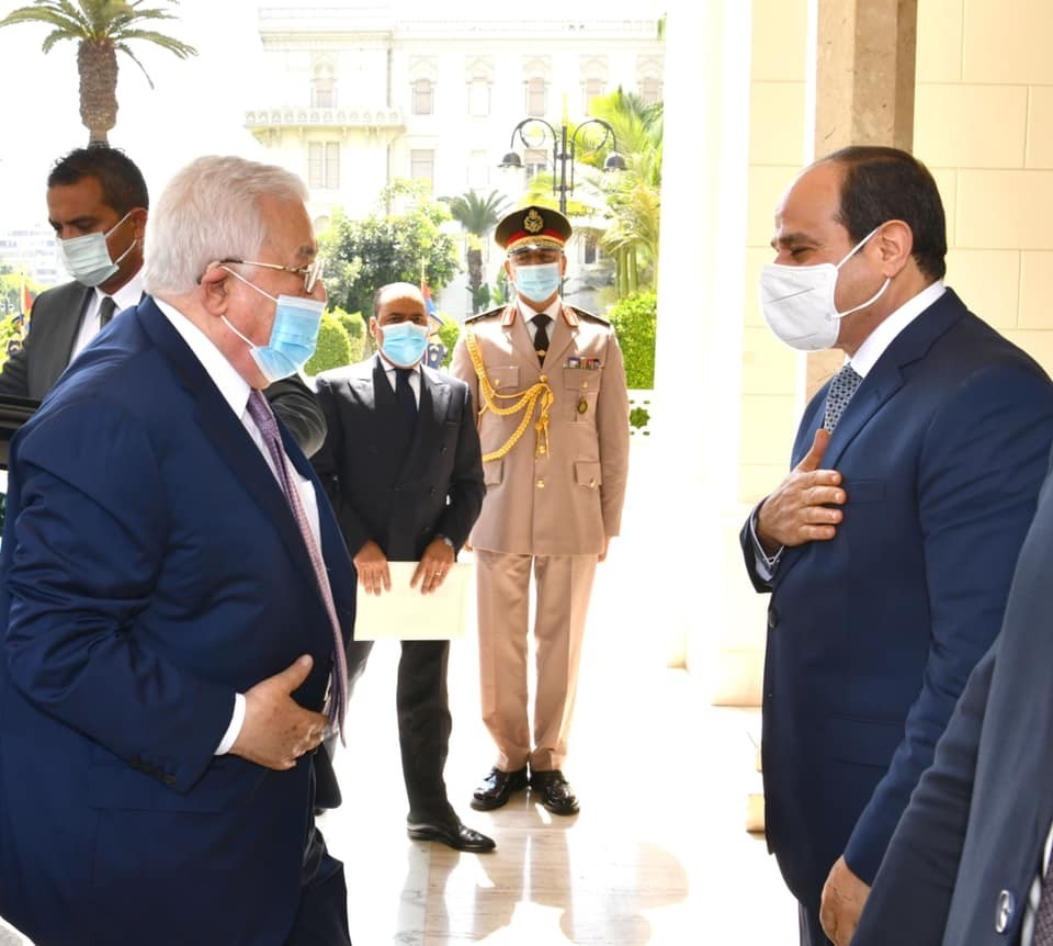 الرئاسة المصرية تكشف تفاصيل لقاء الرئيس عباس بنظيره السيسي في القاهرة