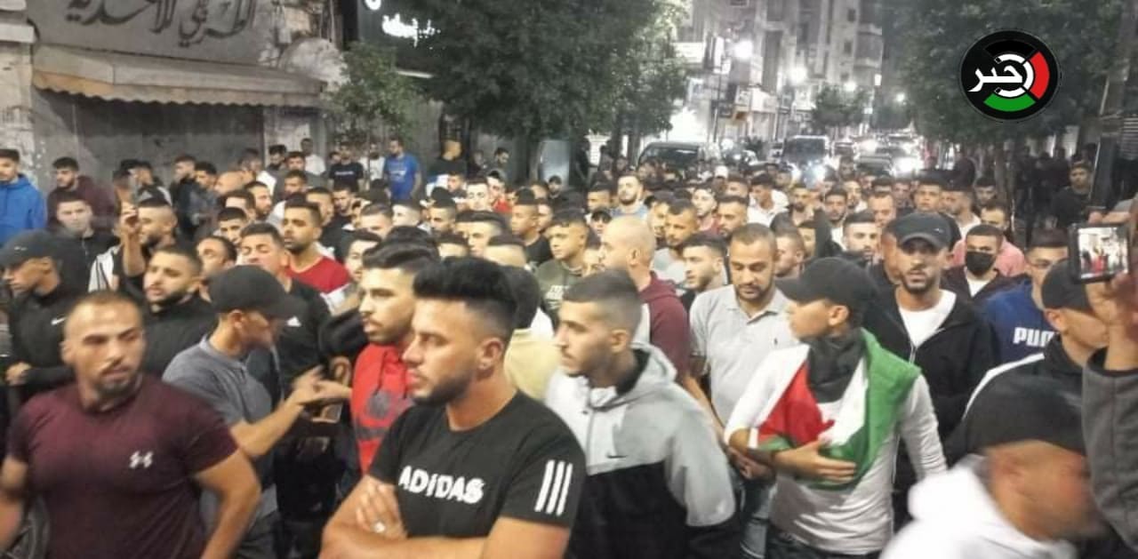 فيديو وصور.. مراسلو "خبر": مسيرات غضب تجوب شوارع الضفة وغزّة رفضاً لاعتقال الأسيريْن 
