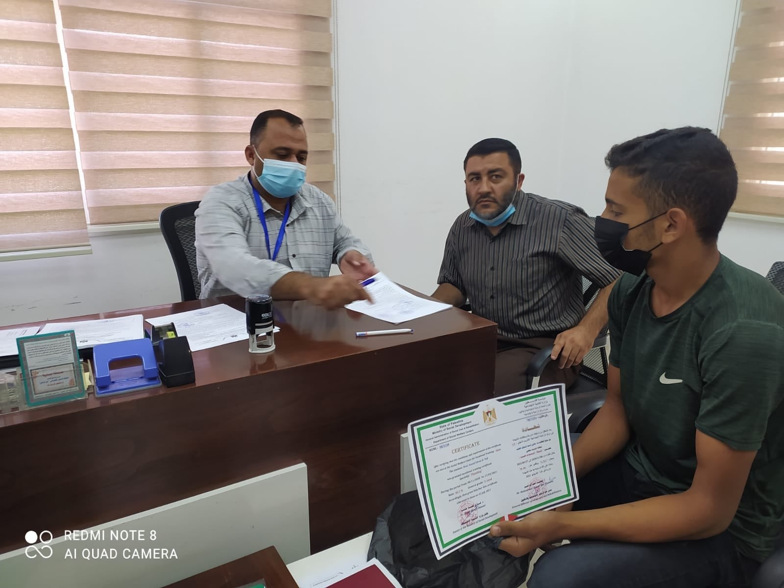 تشغيل 108 خريج من أوائل الطلبة بمراكز التدريب المهني في غزة