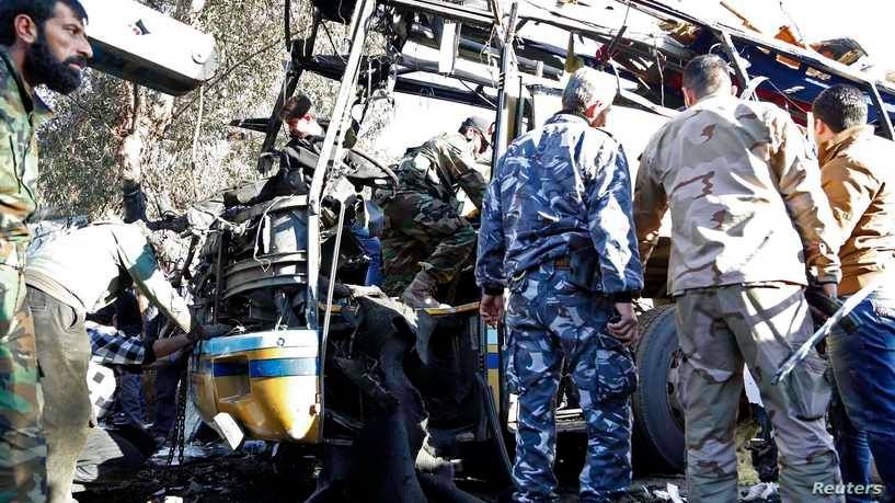 عشرات القتلى والإصابات جراء تفجير حافلة للجيش السوري وسط دمشق