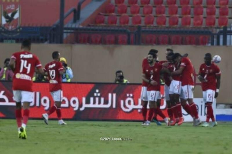 بالصور: الأهلي يغرق سموحة برباعية