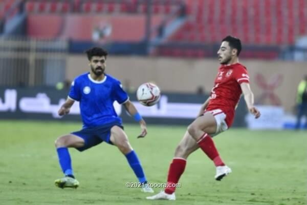 بالصور: الأهلي يغرق سموحة برباعية