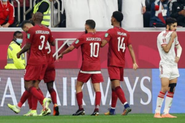 بالصور: قطر تفوز على الإمارات بخماسية في كأس العرب