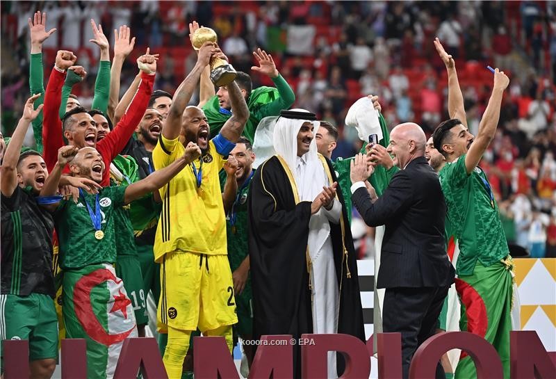بالصور : منتخب الجزائر بطلا لكأس العرب للمرة الأولى في تاريخه