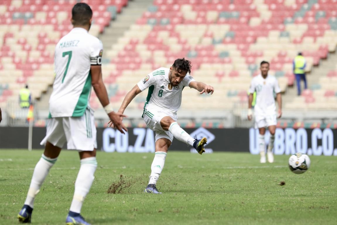 بالصور.. منتخب الجزائر يسقط في فخ التعادل أمام سيراليون