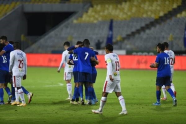 بالصور: هزيمة مريرة للزمالك أمام سموحة بسبب رهان كارتيرون