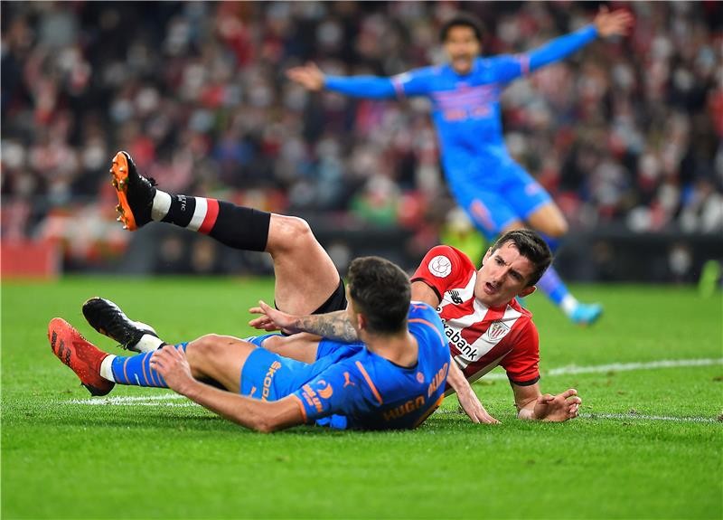 بالصور : فالنسيا يفرض التعادل على بيلباو في كأس الملك