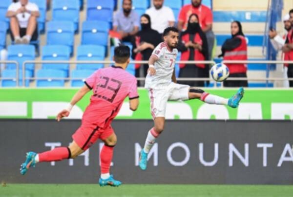الإمارات تقهر كوريا الجنوبية وتبلغ الملحق الآسيوي للمونديال