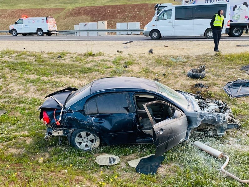 إصابتان إحداهما حرجة خلال حادث سير ذاتي في النقب