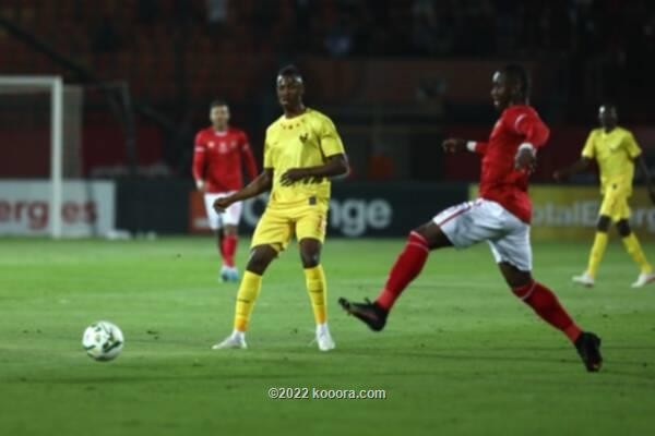 بالصور : الأهلي يتفادى فخ المريخ بفوز قاتل