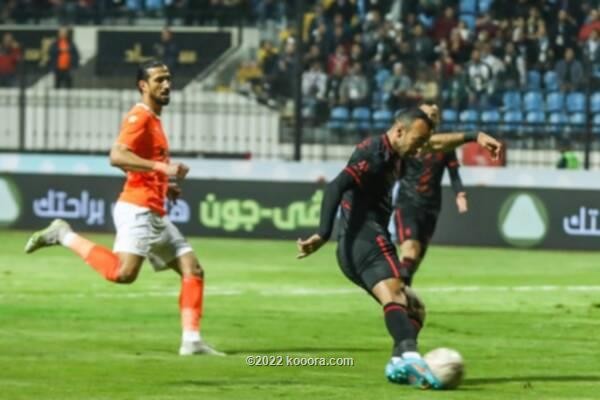 بالصور.. الأهلي يصعق فاركو ويتصدر الدوري المصري