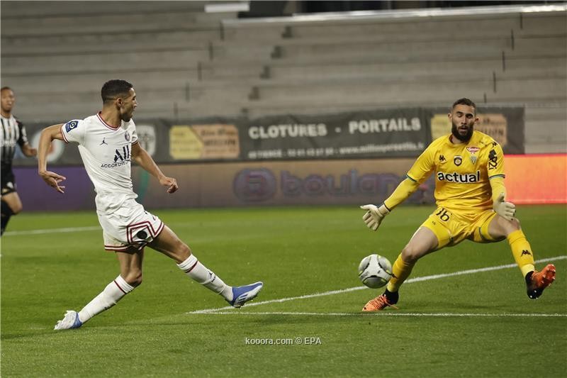 بالصور.. باريس يلامس لقب الدوري بثلاثية في آنجيه