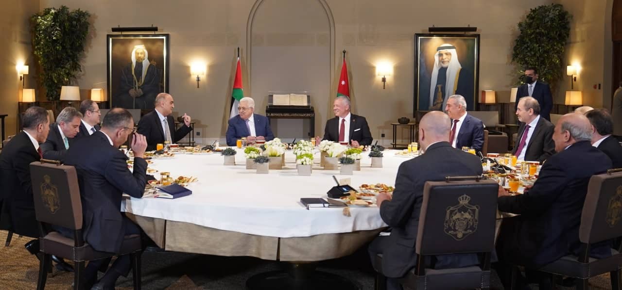 الرئيس عباس يلتقي العاهل الأردني لبحث آخر مستجدات الوضع السياسي وتصعيد الاحتلال في الأراضي الفلسطينية
