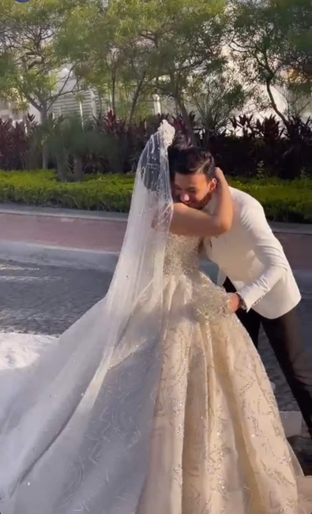 شاهد: حفل زفاف حودة بندق وشقيقة المغني إياد جيان