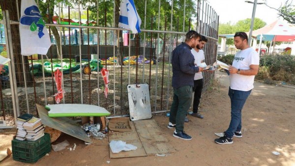 شرطة الاحتلال تُواصل البحث عن منفذي عملية "إلعاد" قرب تل أبيب