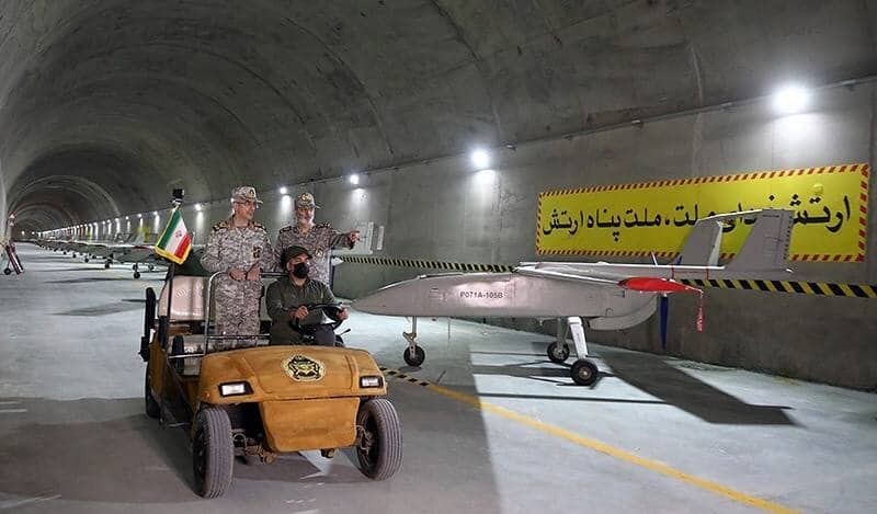 بالصور: إيران تكشف عن قاعدة سرية تحت الأرض للطائرات المُسيّرة