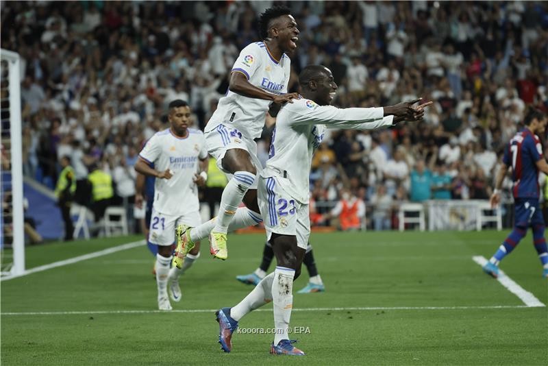بالصور.. سداسية ريال مدريد تطرد ليفانتي من الليجا