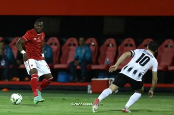 بالصور : الأهلي يهزم وفاق سطيف برباعية ويقترب من نهائي الأبطال