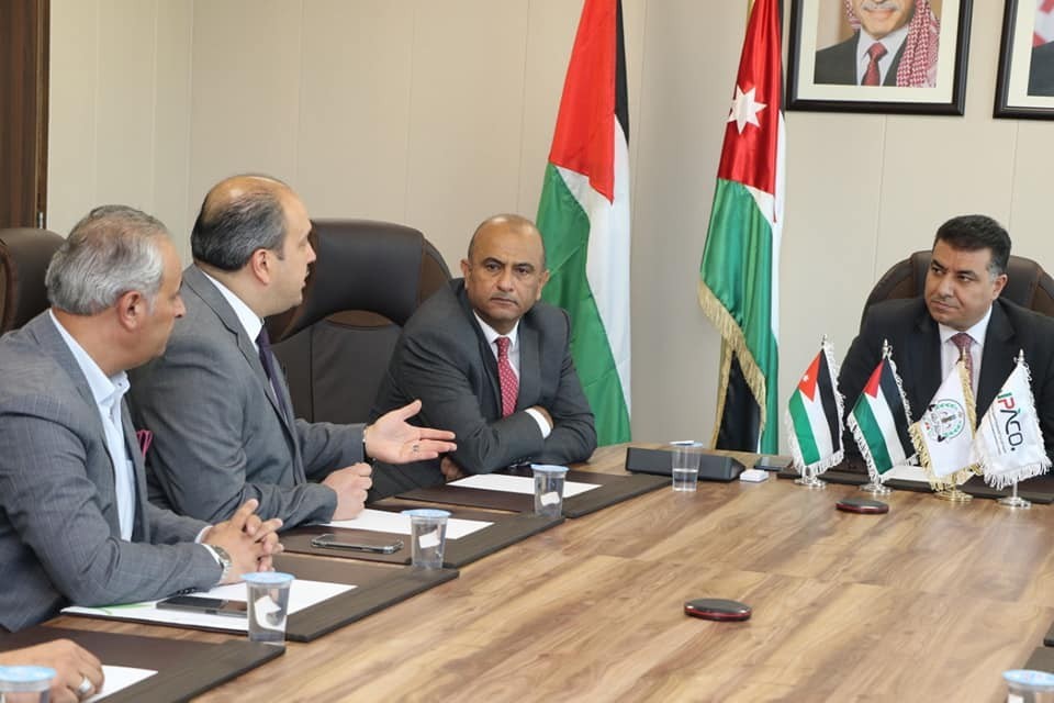 الشركة الأردنية الفلسطينية "جباكو" تُوقع أول اتفاقية لتصدير 500 طن من الفلفل الهنغاري