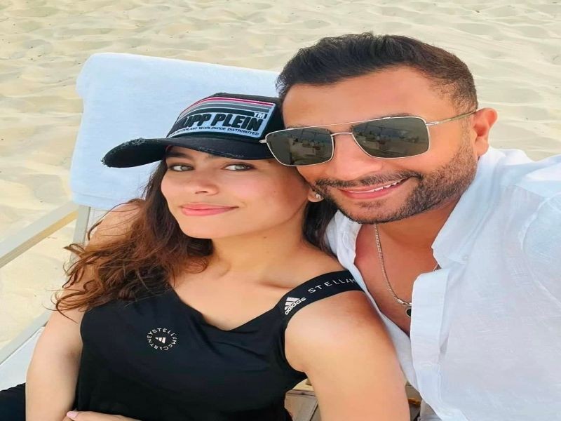 شاهد: هاجر أحمد في أحدث ظهور لها مع زوجها