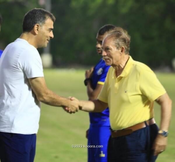 بالصور: الكومي يطالب لاعبيه بالفوز على الأهلي