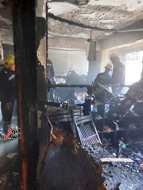 بالصور: عشرات الوفيات والجرحى بحريق مروع في كنيسة مصرية