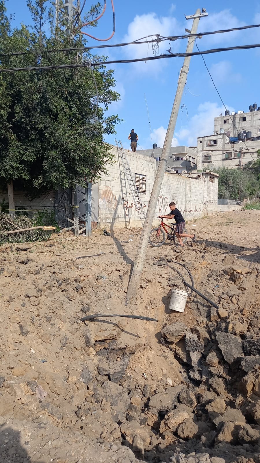 أعطال كبيرة في شبكات الكهرباء نتيجة العدوان الإسرائيلي على قطاع غزة