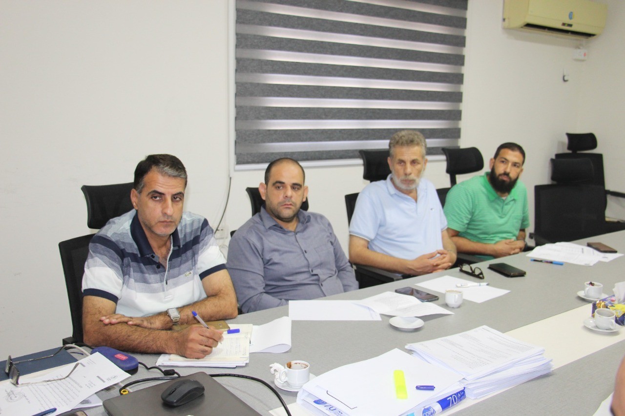 بلدية غزة والكهرباء تعقدان اجتماعًا لترتيب الأعمال الفنية المشتركة