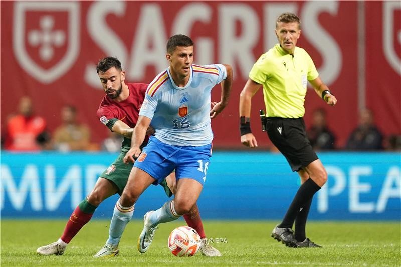 بالصور : موراتا يصعق البرتغال ويعبر بإسبانيا لنصف نهائي دوري الأمم