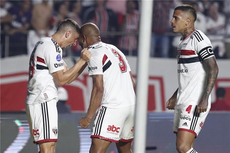 بالصور: ساو باولو إلى نهائي كوبا سود أمريكانا