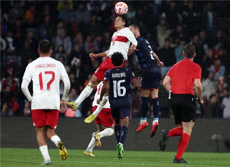 بالصور: تركيا تصعد في دوري الأمم بتعادل قاتل مع لوكسمبورج