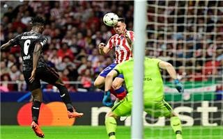 بالصور.. سيناريو جنوني يقصي أتلتيكو مدريد خارج دوري الأبطال