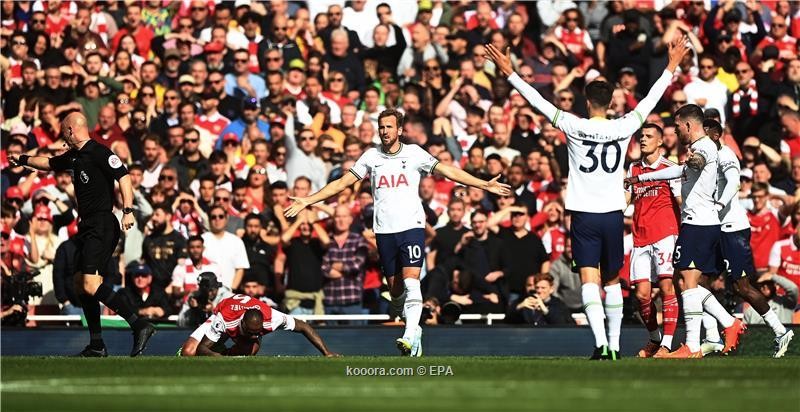 بالصور : ارسنال يصعق توتنهام ويحافظ على صدارة الدوري