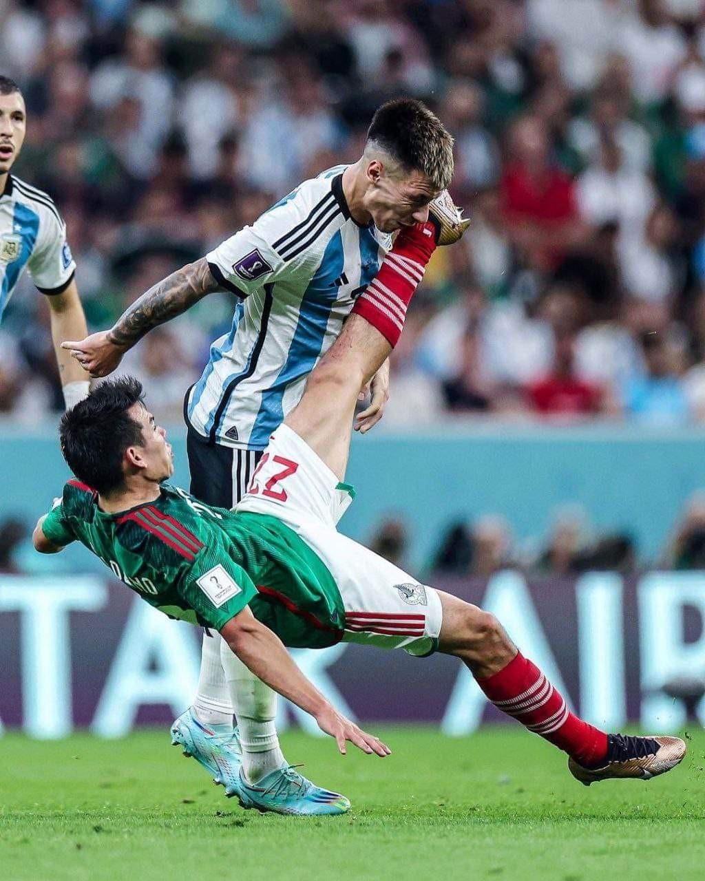بالصور : الأرجنتين تستعيد بريقها بثنائية أمام المكسيك