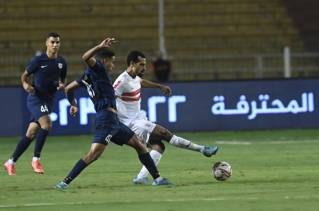 بالصور: إنبي يخطف نقطة ثمينة من أنياب الزمالك