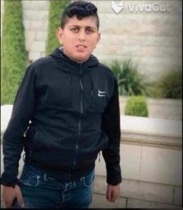 استشهاد طفل متأثرًا بجراحه برصاص الاحتلال في النقب