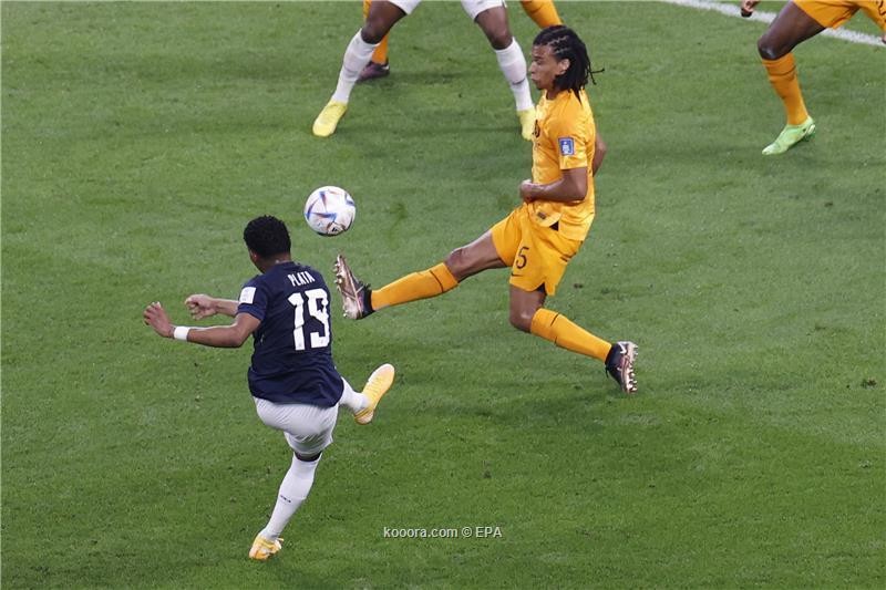 بالصور /  الإكوادور تفرض التعادل على هولندا.. وقطر تودع رسميا