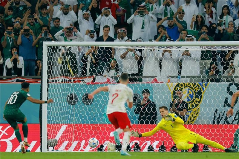 بالصور : بعد 22 عاما.. مبابي يفك عقدة الدنمارك ويصعد بفرنسا للدور الثاني