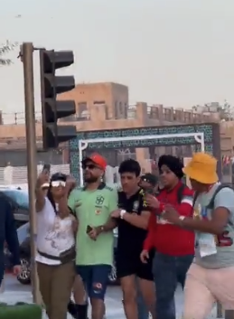 بالصور : نيمار "المزيف" يثير الأجواء ووسيلة إعلامية تقع في الفخ