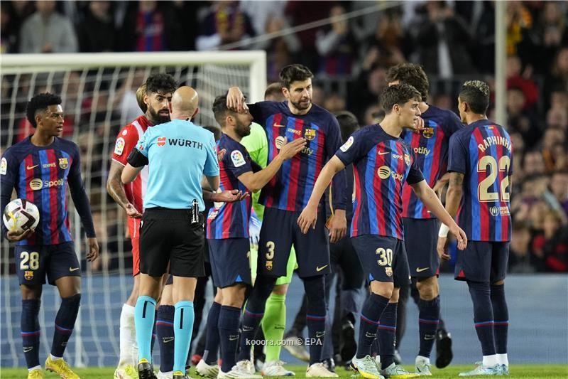بالصور.. برشلونة يهزم ألميريا في ليلة وداع بيكيه