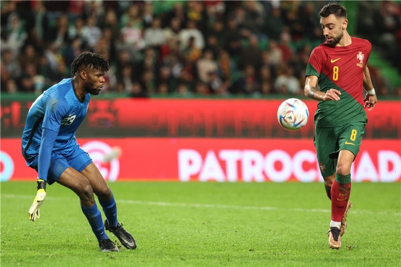 بالصور: البرتغال تمزق شباك نيجيريا برباعية