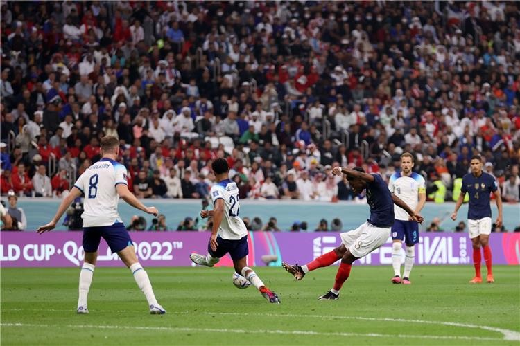 بالفيديو و بالصور : فرنسا تطيح بإنجلترا وتواصل مشوارها نحو الحفاظ على اللقب
