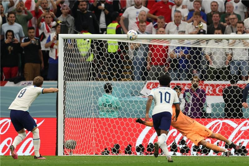 بالفيديو و بالصور : فرنسا تطيح بإنجلترا وتواصل مشوارها نحو الحفاظ على اللقب