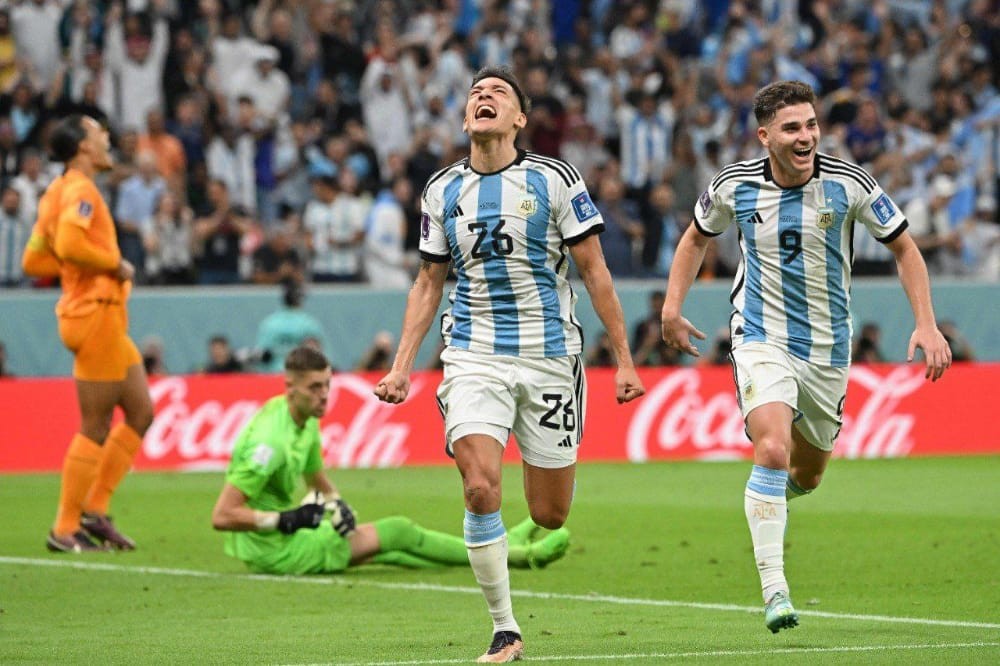 بالفيديو و الصور  | ركلات الترجيح تقود الأرجنتين لنصف نهائي مونديال قطر أمام هولندا