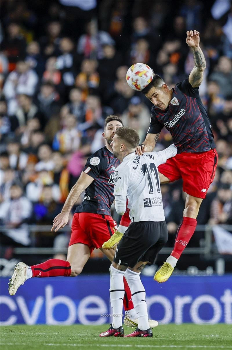 بالصور : أتلتيك بيلباو يضرب فالنسيا بثلاثية في كأس إسبانيا