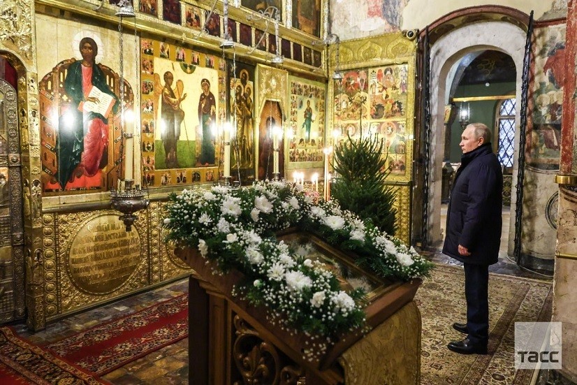 بوتين يشارك بقُدّاس ليلة عيد الميلاد في كنيسة البشارة بالكرملين