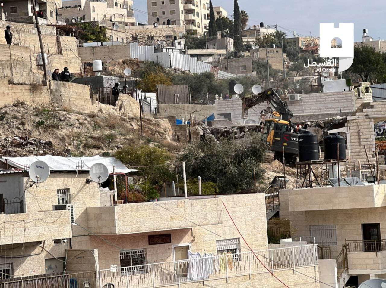الاحتلال يهدم منزل في بلدة سلوان بحجة البناء دون ترخيص