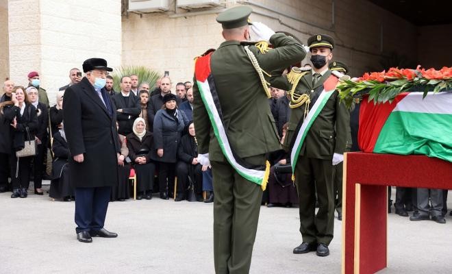 الرئيس يُشارك بمراسم وداع القيادي أحمد قريع برام الله