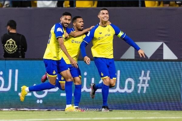 بالصور: رونالدو يساهم في اكتساح النصر للرائد