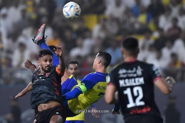 بالصور: رونالدو يساهم في اكتساح النصر للرائد